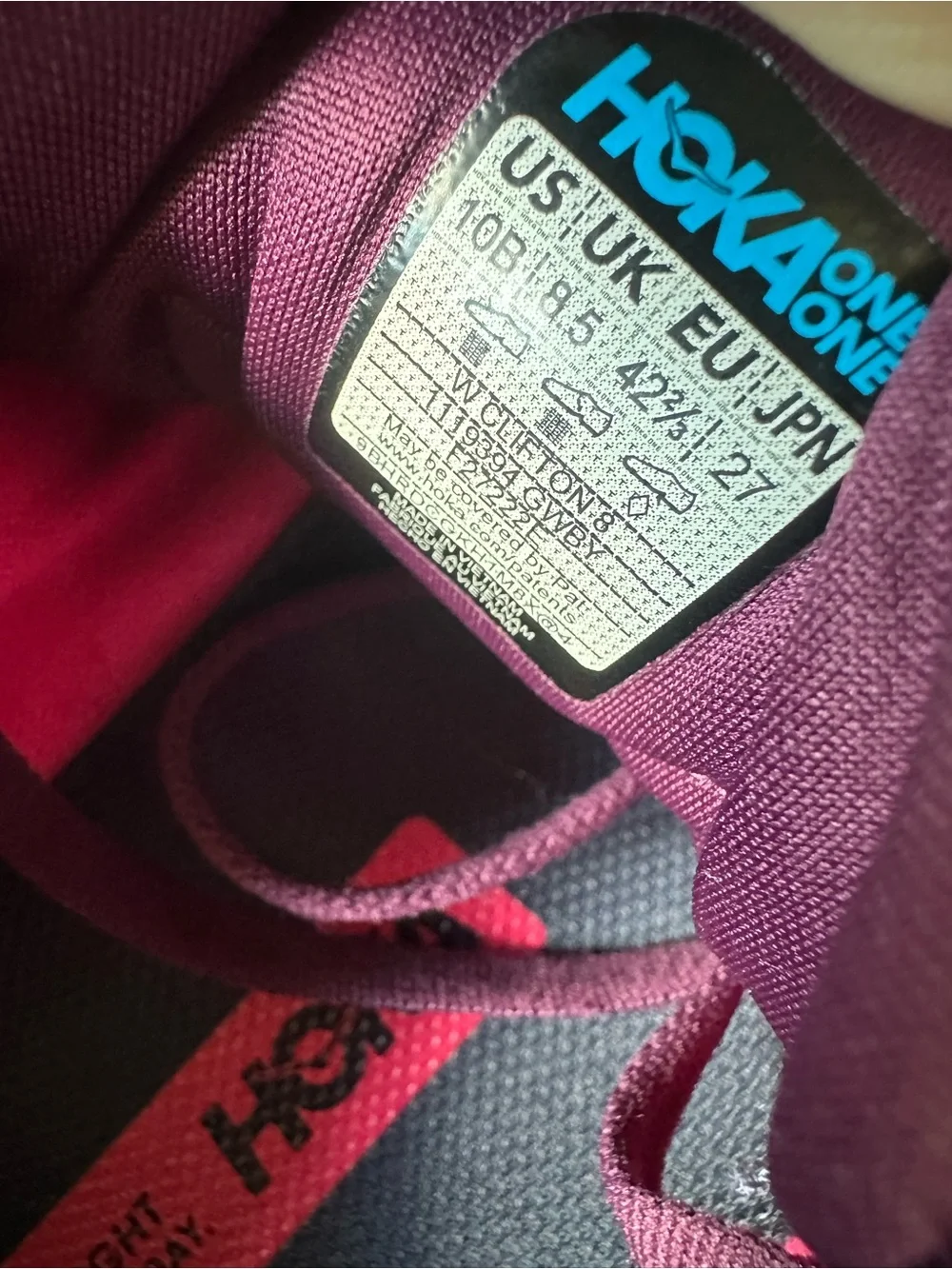 Hoka Women's Clifton 8 Purple and Pink Road Running Shoe size 10